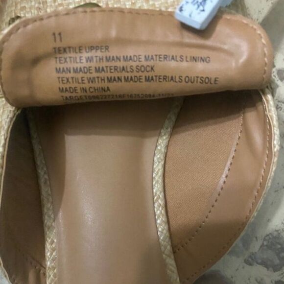 A New Day Buckle Sandy Mule Flats with Memory Foam Insole, size 11 - Picture 7 of 7